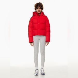 Aritzia Super Puff Shorty Size Small in Catalina Red